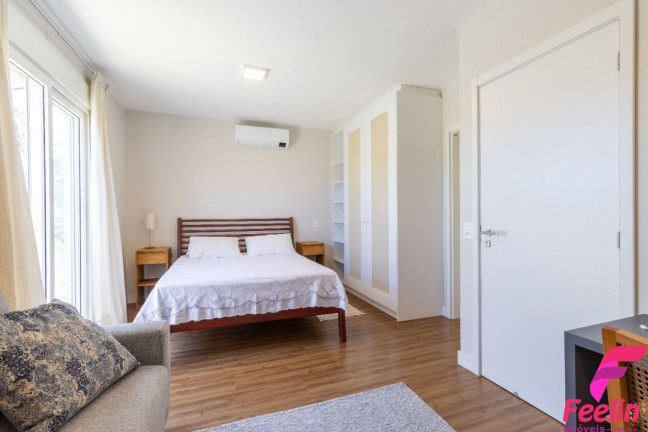 Imagem Casa com 2 Quartos à Venda, 223 m² em Rio Tavares - Florianópolis