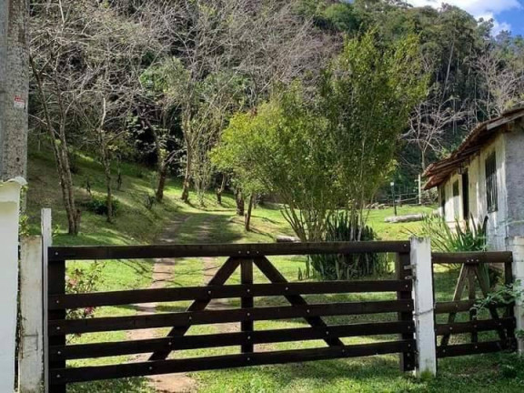 Imagem Chácara com 3 Quartos à Venda, 81 m² em Riograndina - Nova Friburgo