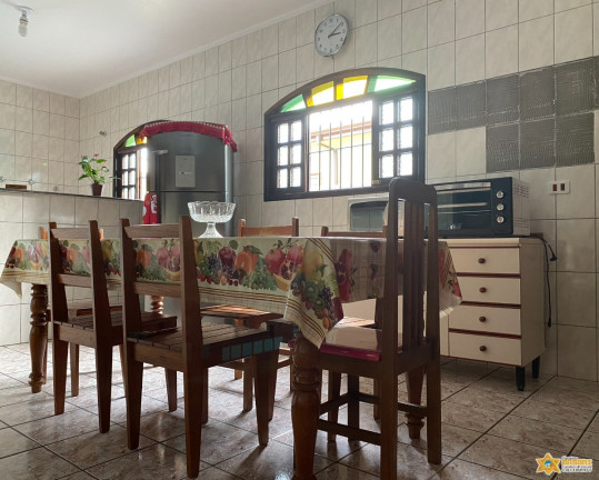 Imagem Sobrado com 6 Quartos à Venda, 200 m² em Umuarama - Ubatuba Imagem Sobrado com 6 Quartos à Venda, 200 m² em Umuarama - Ubatuba