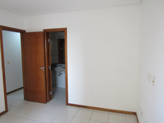 Imagem Apartamento com 3 Quartos à Venda, 130 m² em Jóquei - Teresina Imagem Apartamento com 3 Quartos à Venda, 130 m² em Jóquei - Teresina