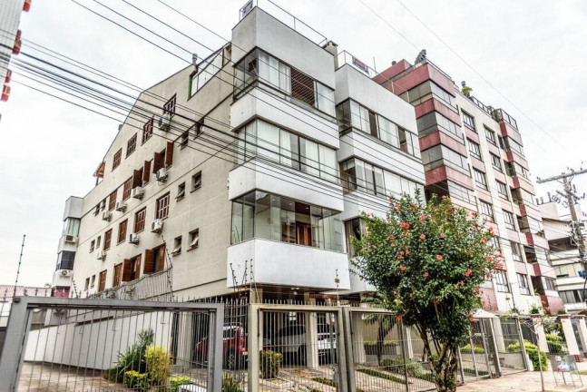 Imagem Cobertura com 3 Quartos à Venda, 241 m² em Jardim Lindóia - Porto Alegre