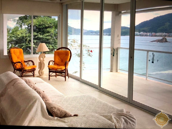 Imagem Sobrado com 5 Quartos à Venda, 1.000 m² em Tenório - Ubatuba Imagem Sobrado com 5 Quartos à Venda, 1.000 m² em Tenório - Ubatuba