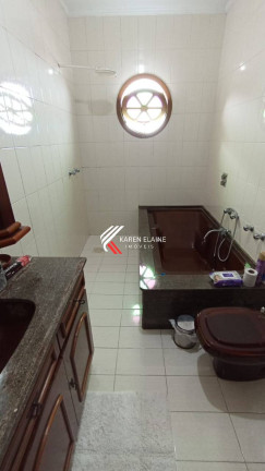 Casa com 4 Quartos à Venda, 648 m² em Jardim Janaína - Biguaçu