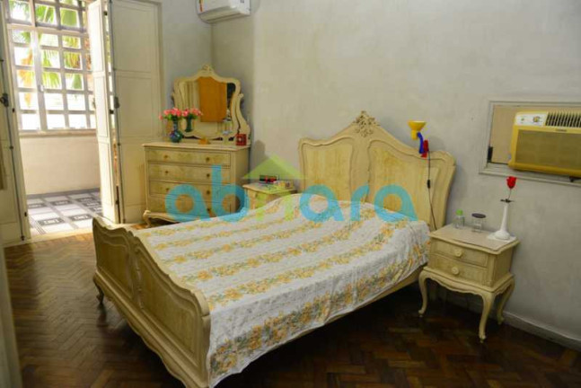 Imagem Apartamento com 4 Quartos à Venda, 204 m² em Copacabana - Rio De Janeiro Imagem Apartamento com 4 Quartos à Venda, 204 m² em Copacabana - Rio De Janeiro