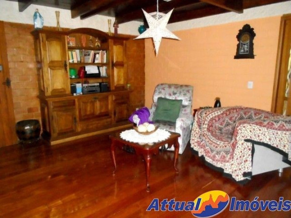 Imagem Casa com 6 Quartos à Venda, 382 m² em Caxangá - Teresópolis Imagem Casa com 6 Quartos à Venda, 382 m² em Caxangá - Teresópolis