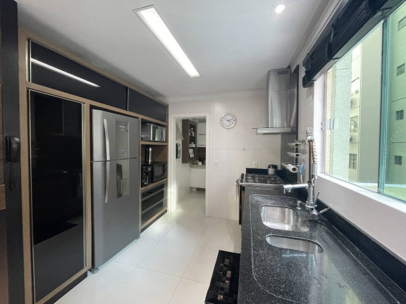 Imagem Apartamento com 4 Quartos à Venda, 195 m² em Meia Praia - Itapema