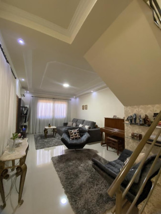 Imagem Casa com 3 Quartos à Venda, 175 m² em Jardim Tóquio - Maringá