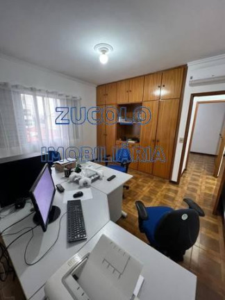 Imagem Casa com 3 Quartos à Venda, 200 m² Imagem Casa com 3 Quartos à Venda, 200 m²