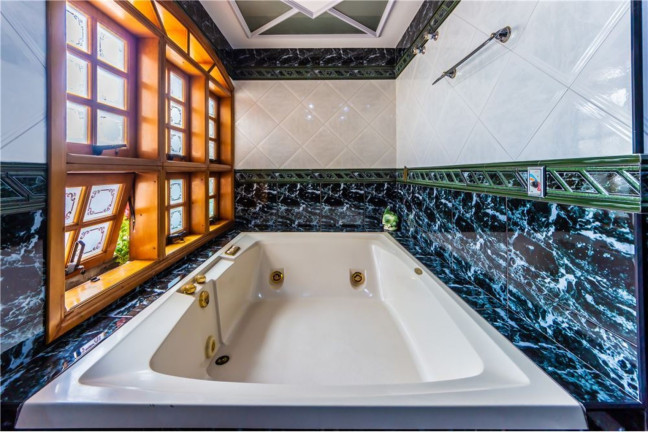 Imagem Casa com 4 Quartos à Venda, em Penha De França - São Paulo Imagem Casa com 4 Quartos à Venda, em Penha De França - São Paulo