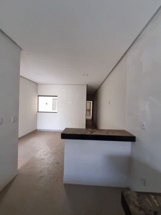 Imagem Casa com 2 Quartos à Venda, 55 m² em Jardim Olímpico - Montes Claros