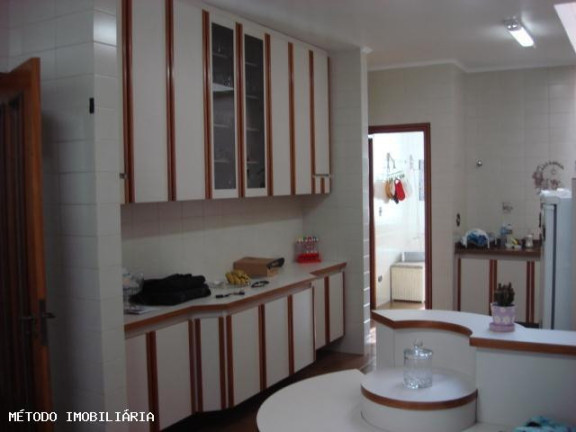 Imagem Casa com 4 Quartos à Venda, 800 m² em Campestre - Santo André