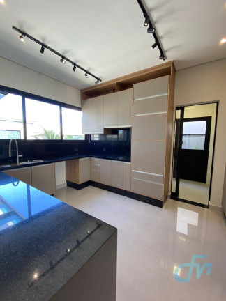Imagem Casa com 4 Quartos à Venda, 243 m² em Jardim São Pedro - Mogi Das Cruzes Imagem Casa com 4 Quartos à Venda, 243 m² em Jardim São Pedro - Mogi Das Cruzes