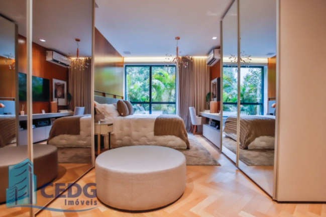 Imagem Apartamento com 3 Quartos à Venda, 230 m² em Cabral - Curitiba