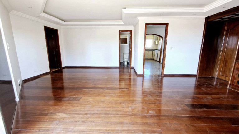 Imagem Apartamento com 3 Quartos à Venda, 165 m² em água Fria - São Paulo