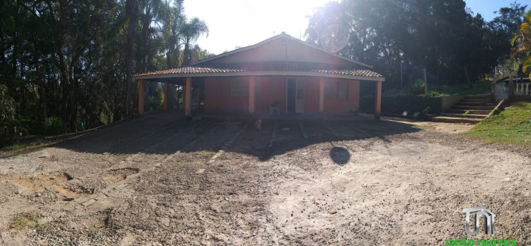 Imóvel com 3 Quartos à Venda, 200 m² em Bom Retiro Dos Mourão - Bragança Paulista