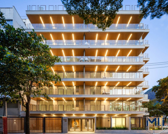 Imagem Imóvel com 3 Quartos à Venda, 129 m² em Lagoa - Rio De Janeiro Imagem Imóvel com 3 Quartos à Venda, 129 m² em Lagoa - Rio De Janeiro