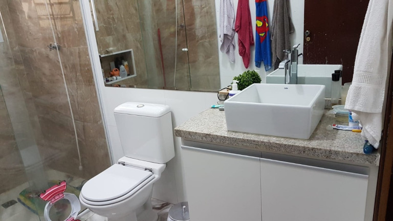 Imagem Casa com 2 Quartos à Venda, 200 m² em Vila Gumercindo - São Paulo