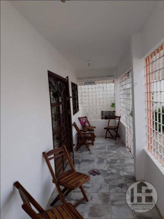 Imagem Casa com 4 Quartos à Venda, 231 m² em Campo Grande - Recife