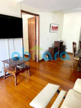Imagem Apartamento com 4 Quartos à Venda, 220 m² em Copacabana - Rio De Janeiro