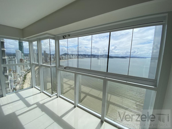 Apartamento com 4 Quartos à Venda, 237 m² em Barra Sul - Balneário Camboriú