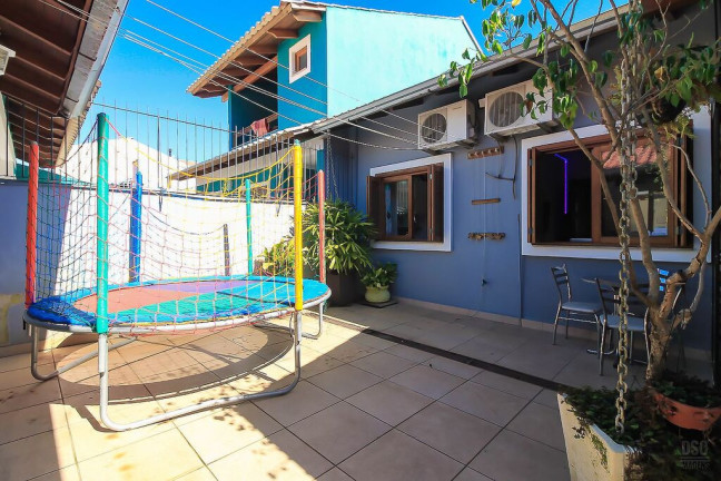 Imagem Casa com 3 Quartos à Venda, 102 m² em Hípica - Porto Alegre