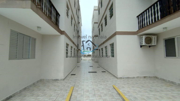 Imagem Apartamento com 2 Quartos à Venda, 38 m² em Indaiá - Caraguatatuba