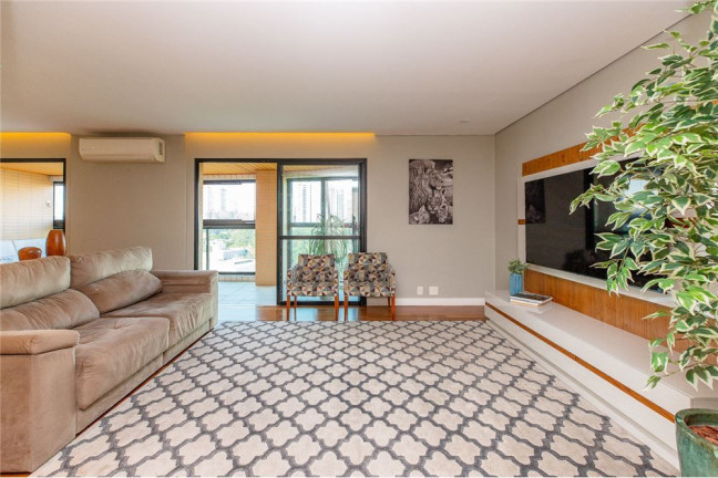 Foto do imóvel Imóvel com 2 Quartos à Venda,  em Panamby - São Paulo