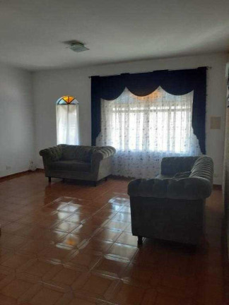 Casa com 2 Quartos à Venda, 336 m² em Parque Santo Antônio - Jacareí