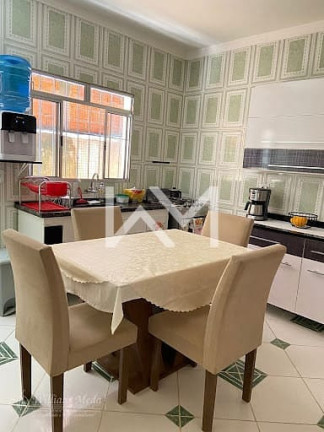 Imagem Casa com 2 Quartos à Venda, 200 m² em Jardim Silvia - Guarulhos Imagem Casa com 2 Quartos à Venda, 200 m² em Jardim Silvia - Guarulhos
