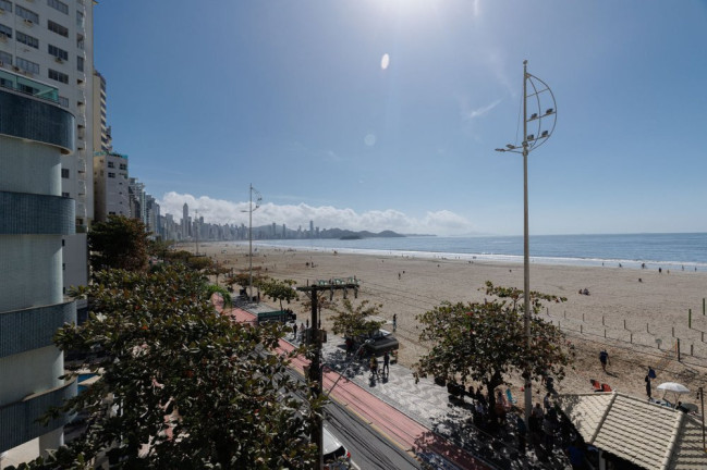 Imagem Apartamento com 3 Quartos para Alugar, 100 m² em Centro - Balneário Camboriú Imagem Apartamento com 3 Quartos para Alugar, 100 m² em Centro - Balneário Camboriú