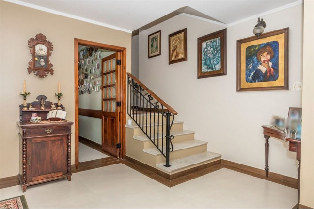 Imagem Casa com 4 Quartos à Venda, 525 m² em Jardim Sabará - Porto Alegre Imagem Casa com 4 Quartos à Venda, 525 m² em Jardim Sabará - Porto Alegre