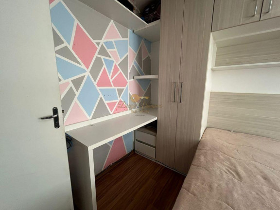Imagem Apartamento com 2 Quartos à Venda, 49 m² em Pimenteiras - Teresópolis