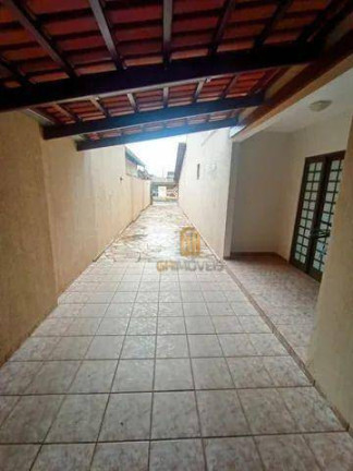 Imagem Sobrado com 4 Quartos à Venda, 218 m² em Vila Lucy - Goiânia