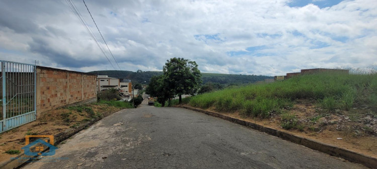 Imagem Terreno à Venda, 417 m² em Residencial Porto Seguro - Caratinga Imagem Terreno à Venda, 417 m² em Residencial Porto Seguro - Caratinga