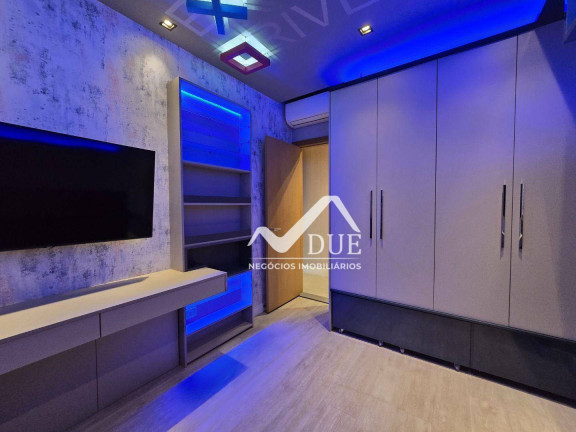 Imagem Apartamento com 2 Quartos à Venda, 91 m² em Gonzaga - Santos Imagem Apartamento com 2 Quartos à Venda, 91 m² em Gonzaga - Santos