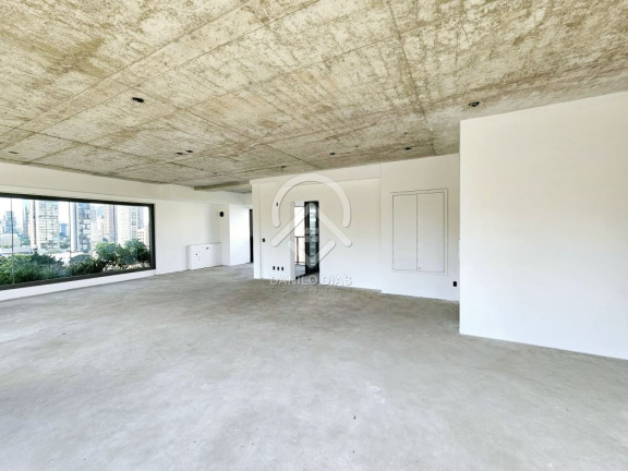 Apartamento com 3 Quartos à Venda, 227 m² em Vila Olímpia - São Paulo