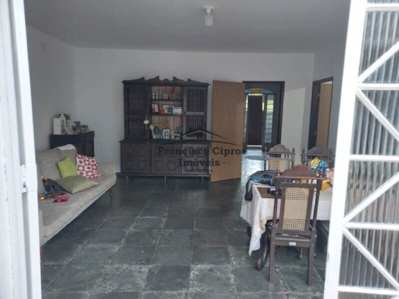 Imagem Casa com 4 Quartos à Venda, 185 m² em Cohab - Guaratinguetá Imagem Casa com 4 Quartos à Venda, 185 m² em Cohab - Guaratinguetá