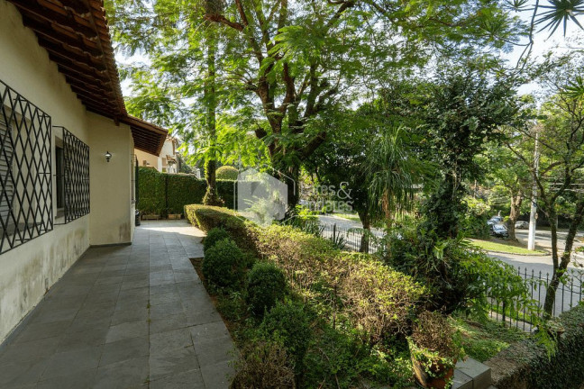 Imagem Casa com 4 Quartos à Venda, 330 m² em Lapa - São Paulo Imagem Casa com 4 Quartos à Venda, 330 m² em Lapa - São Paulo