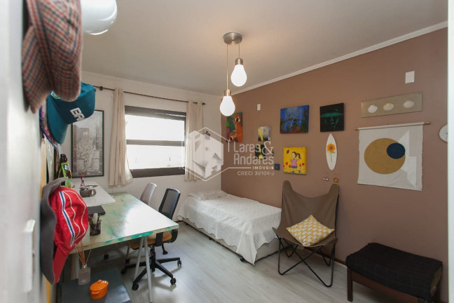 Imagem Sobrado com 4 Quartos à Venda, 205 m² em Vila Irmãos Arnoni - São Paulo