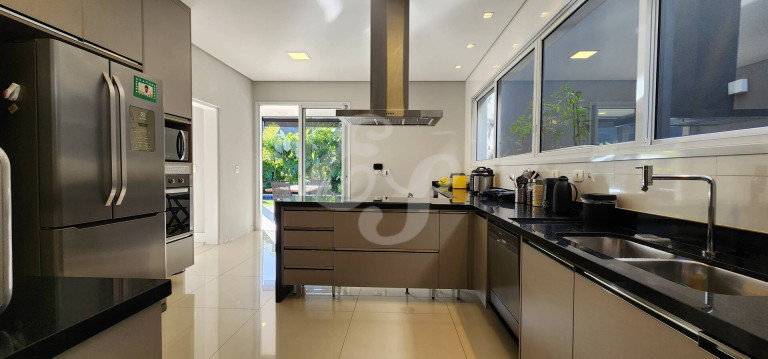 Imagem Casa de Condomínio com 4 Quartos à Venda, 463 m² em Cidade Tamboré - Santana De Parnaíba Imagem Casa de Condomínio com 4 Quartos à Venda, 463 m² em Cidade Tamboré - Santana De Parnaíba