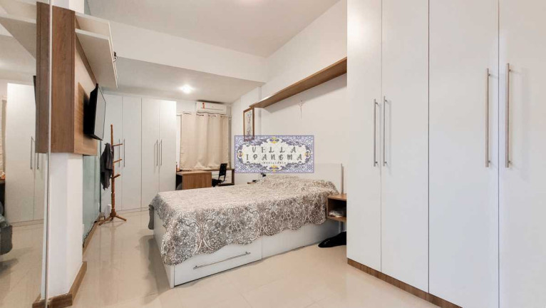 Imagem Apartamento com 3 Quartos à Venda, 133 m² em Copacabana - Rio De Janeiro