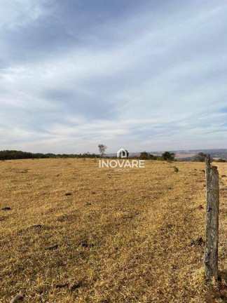 Imagem Chácara com 3 Quartos à Venda, 35.000 m² em Zona Rural - Panamá Imagem Chácara com 3 Quartos à Venda, 35.000 m² em Zona Rural - Panamá