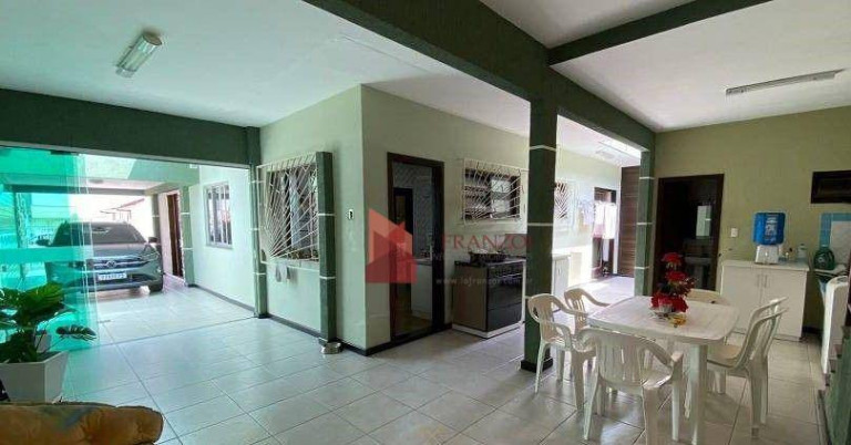 Imagem Casa com 3 Quartos à Venda, 252 m² em Fazenda - Itajaí