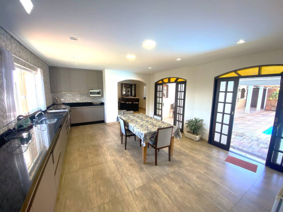 Imagem Chácara com 4 Quartos à Venda, 1.200 m² em Centro - Mairiporã