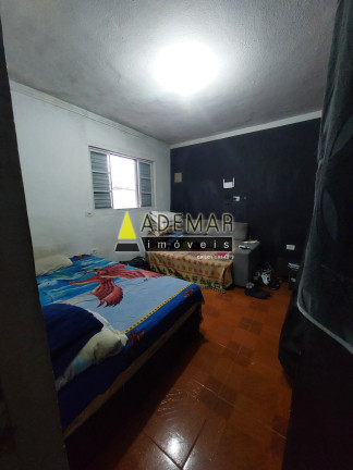 Imagem Casa com 4 Quartos à Venda,  em Diadema