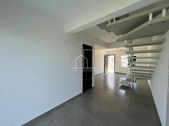 Imagem Casa com 2 Quartos à Venda, 92 m² em São João Do Rio Vermelho - Florianópolis Imagem Casa com 2 Quartos à Venda, 92 m² em São João Do Rio Vermelho - Florianópolis