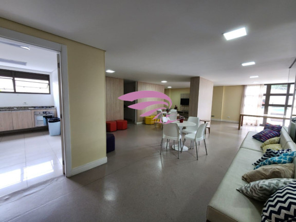 Imagem Imóvel com 3 Quartos à Venda, 99 m² em Capão Raso - Curitiba Imagem Imóvel com 3 Quartos à Venda, 99 m² em Capão Raso - Curitiba