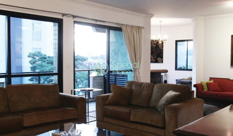Imagem Apartamento com 4 Quartos à Venda, 571 m² em Moema - São Paulo