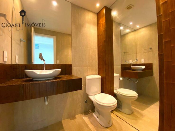 Imagem Casa de Condomínio com 7 Quartos à Venda, 600 m² em Barra Da Tijuca - Rio De Janeiro Imagem Casa de Condomínio com 7 Quartos à Venda, 600 m² em Barra Da Tijuca - Rio De Janeiro