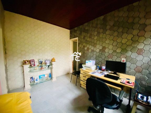 Imagem Casa com 5 Quartos à Venda, 370 m² em Mangueira - São Gonçalo Imagem Casa com 5 Quartos à Venda, 370 m² em Mangueira - São Gonçalo
